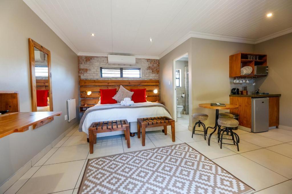 Touching Senses Garden Cottages บลูมฟอนเทน ภายนอก รูปภาพ