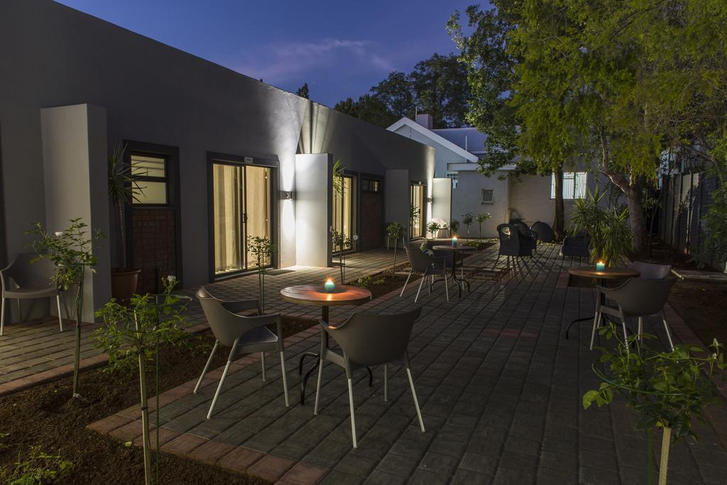 Touching Senses Garden Cottages บลูมฟอนเทน ภายนอก รูปภาพ