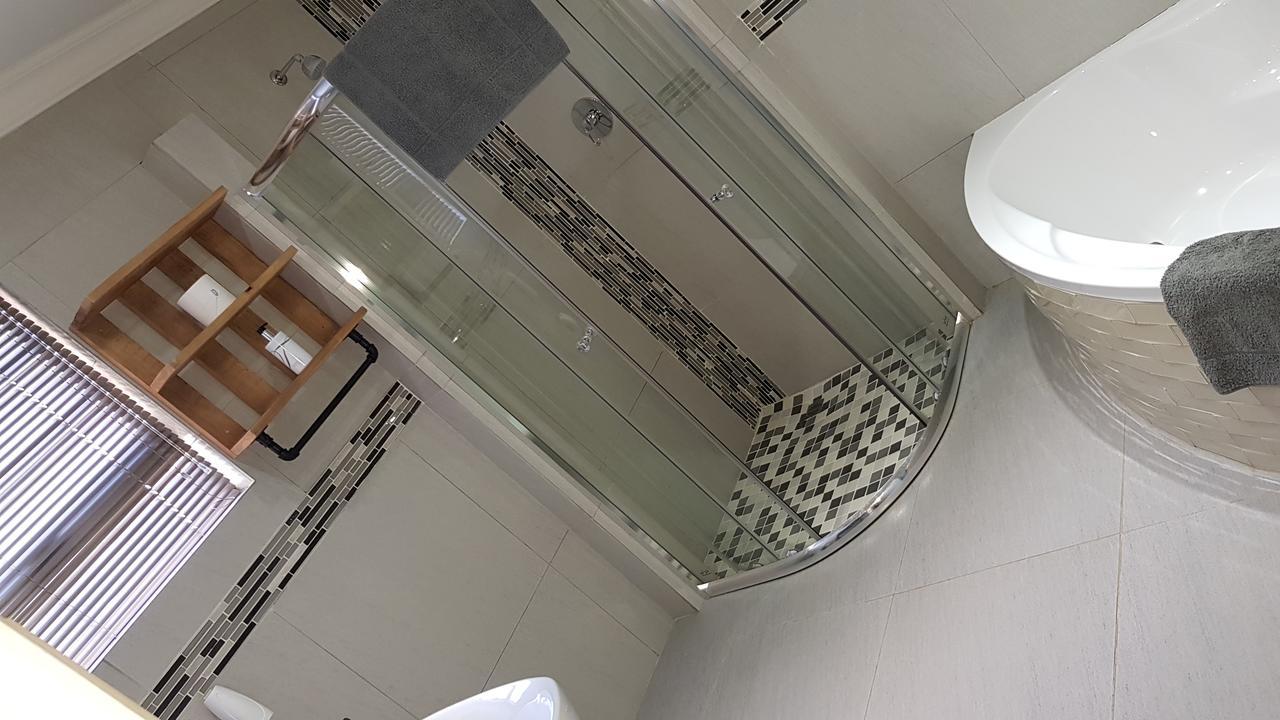 Touching Senses Garden Cottages บลูมฟอนเทน ภายนอก รูปภาพ